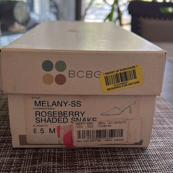 NWOT!! BCBGirls Women's Mules  Style:Melany-SS Roseberry Size: 8.5M - Picture 7 of 8